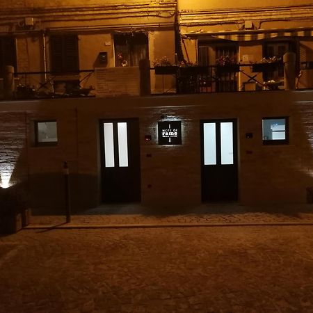 Note Di Rame Apartment Castelfidardo Bagian luar foto